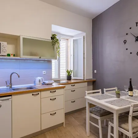 Apartamento Solis *