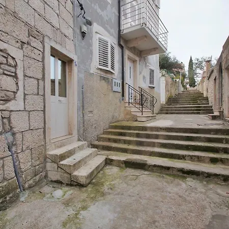Vedro Korčula